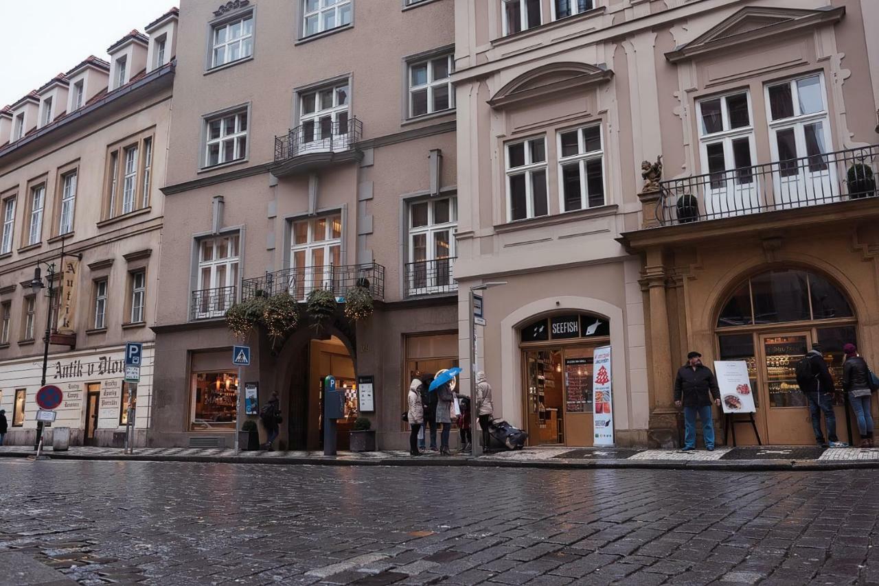 Palace Dlouha Apartments - Old Town Prague Exterior photo